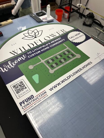 Maxmetal Signs Photo